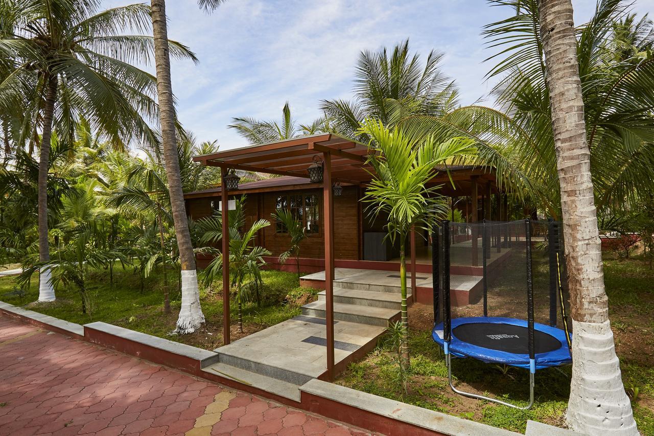 Sterling Anaikatti Hotel Varagampadi Ngoại thất bức ảnh