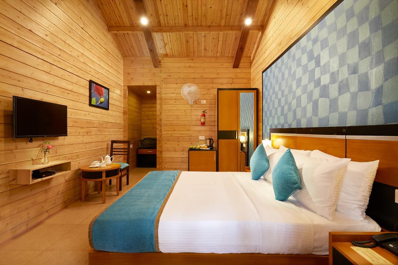 Sterling Anaikatti Hotel Varagampadi Ngoại thất bức ảnh