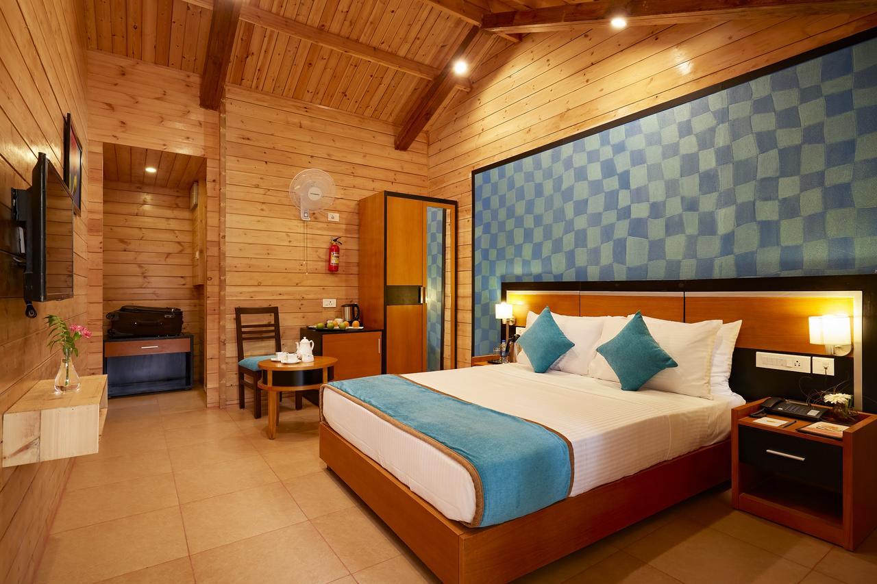 Sterling Anaikatti Hotel Varagampadi Ngoại thất bức ảnh